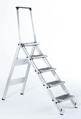 Sicherheitstreppe, klappbar, mit Gummibelag, mit Bügel, Plattformhöhe 700 mm, 3 Stufen, Arbeitshöhe 2700 mm, Stufen BxT 360x230 mm, 8,4 kg