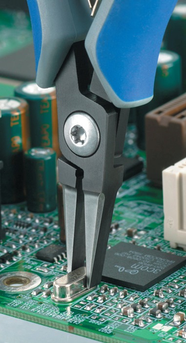 Präzisions-Elektronik-Flachzange Gesamt-L.135mm flachbreite Backen pol.Form 1