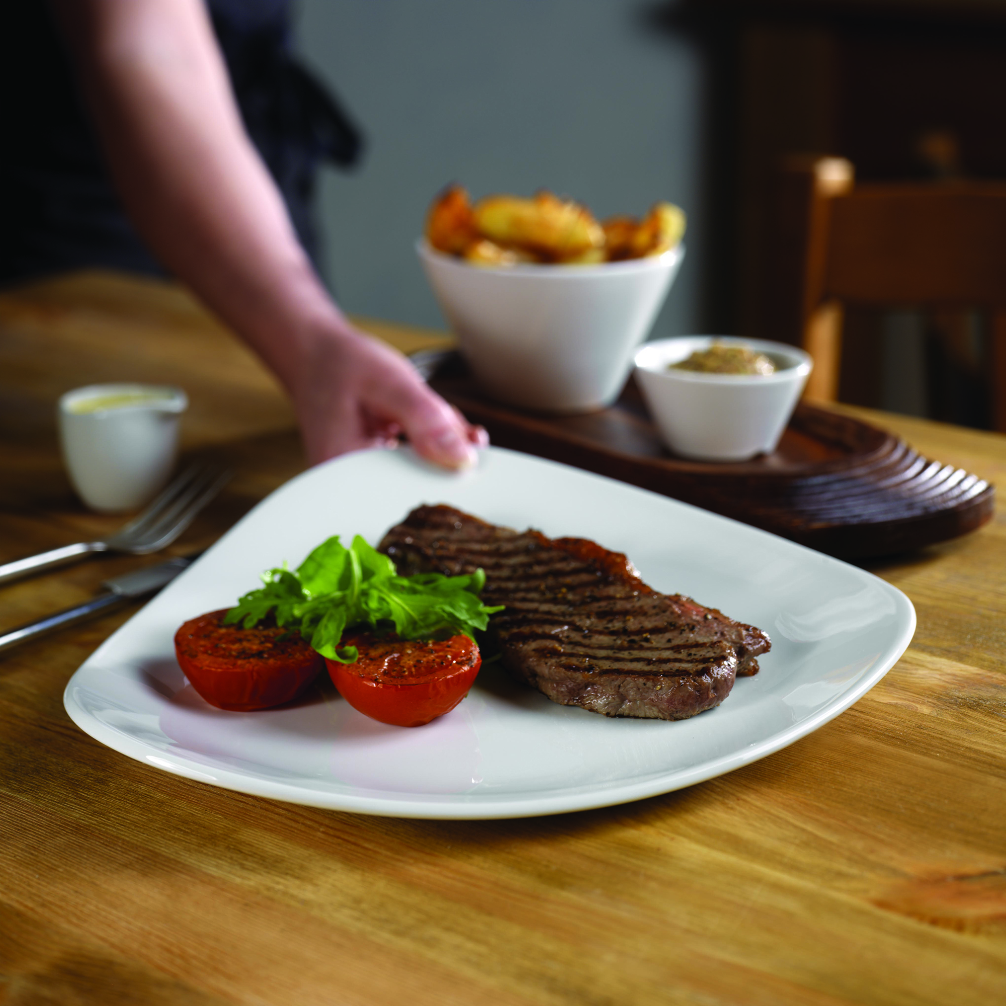 Churchill Lotus White Dreiecksteller 26,5cm, 12 Stück