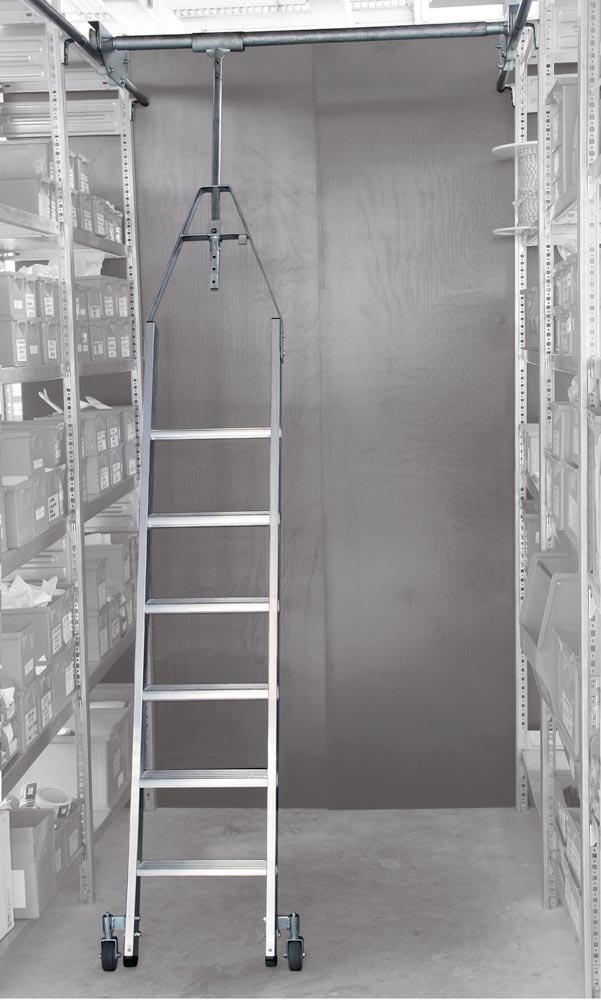 Aluminium-Regalleiter für Doppelregal, drehbar, 80 mm tiefe Stufen, 7 Stufen, 2,82 m senkr. Einhängehöhe, Stufenabst. 235 mm, 20 Grad
